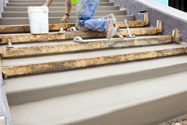 Concrete Steps Pouring in Meridian